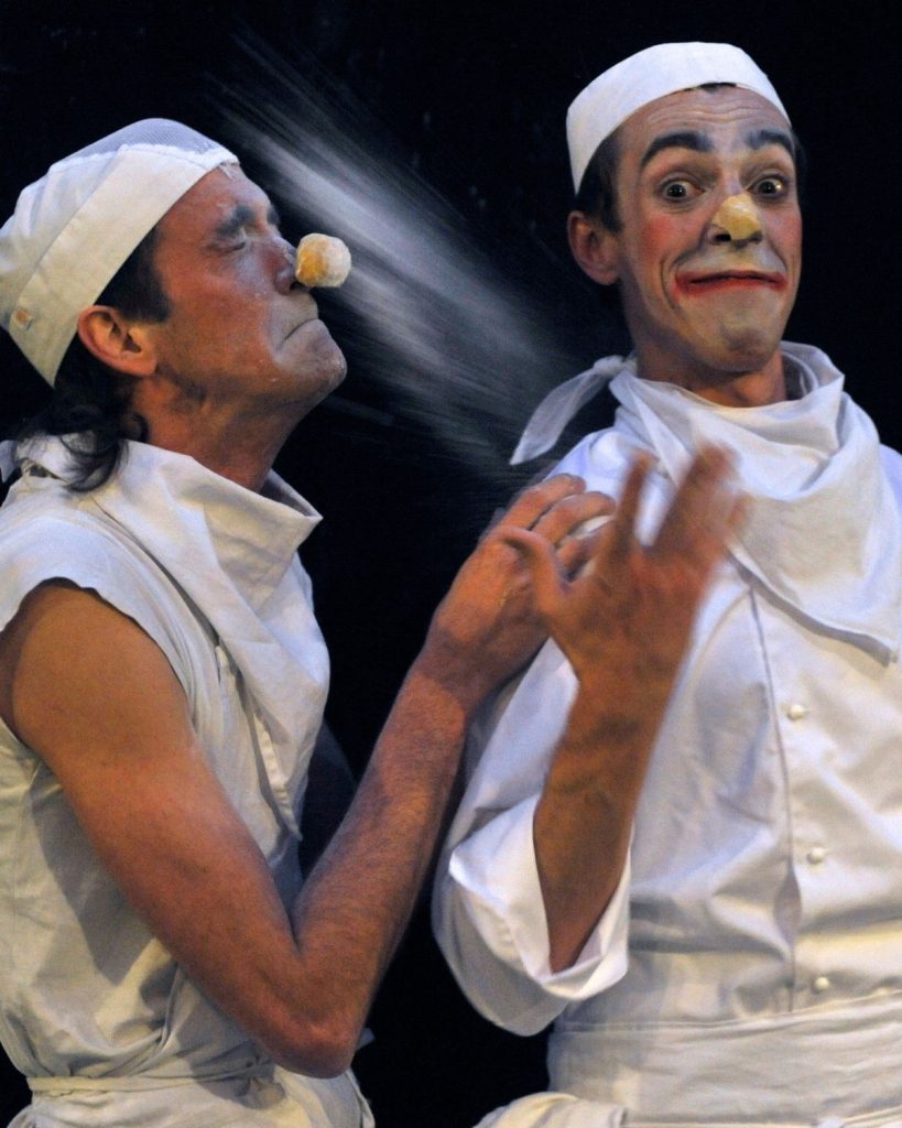 spectacle de clown boulanger italier, festival pantai